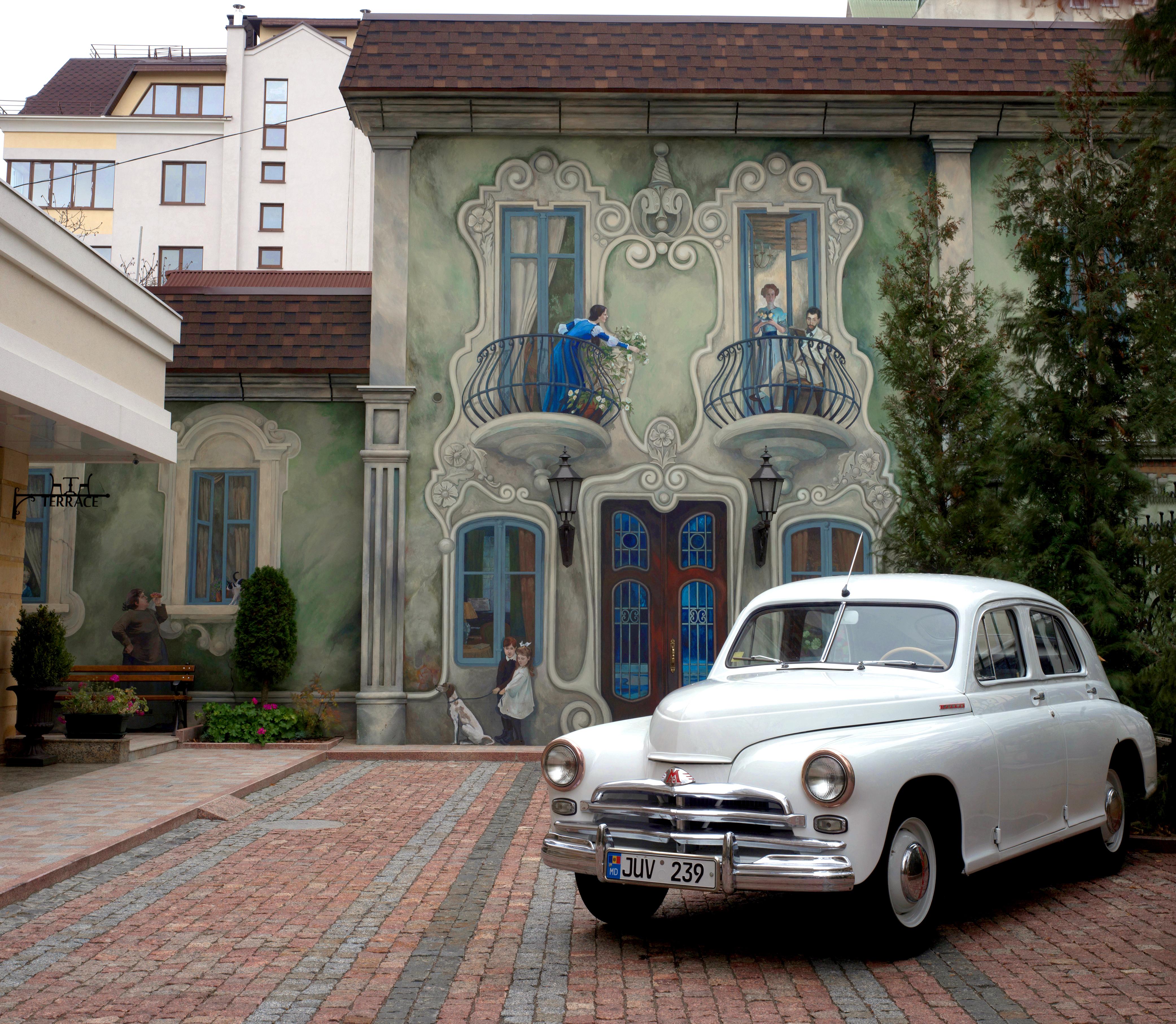ZENTRUM Hotel Kischinau Exterior foto